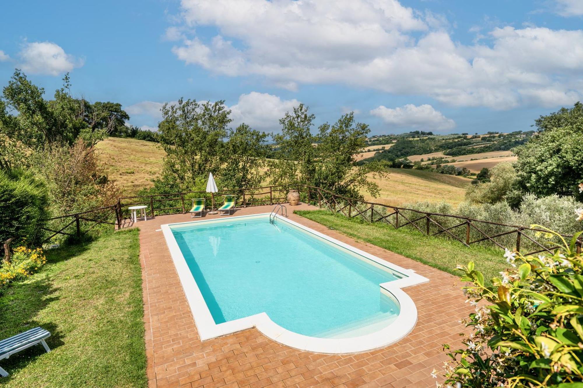 Agriturismo Bio Tra Cielo E Terra 프론티그나노 외부 사진